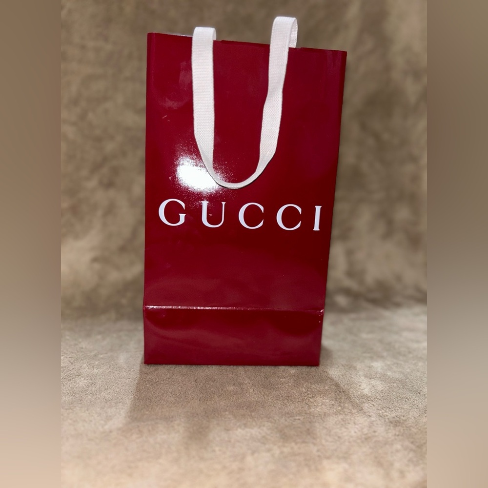 Gucci small/tall red velvet shopping bag